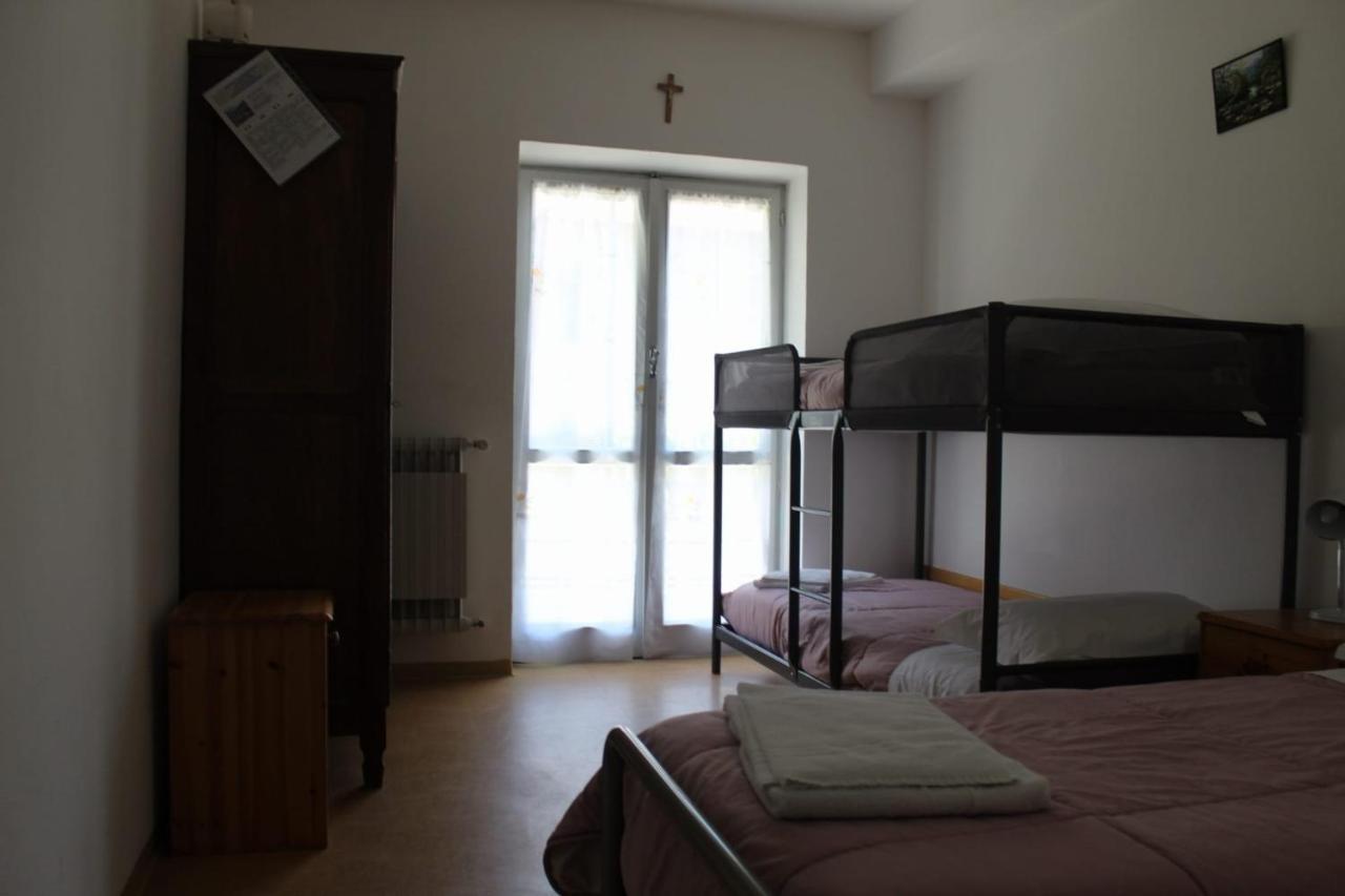 Casa Per Ferie Beatorosaz Hotel Cesana Torinese Eksteriør billede