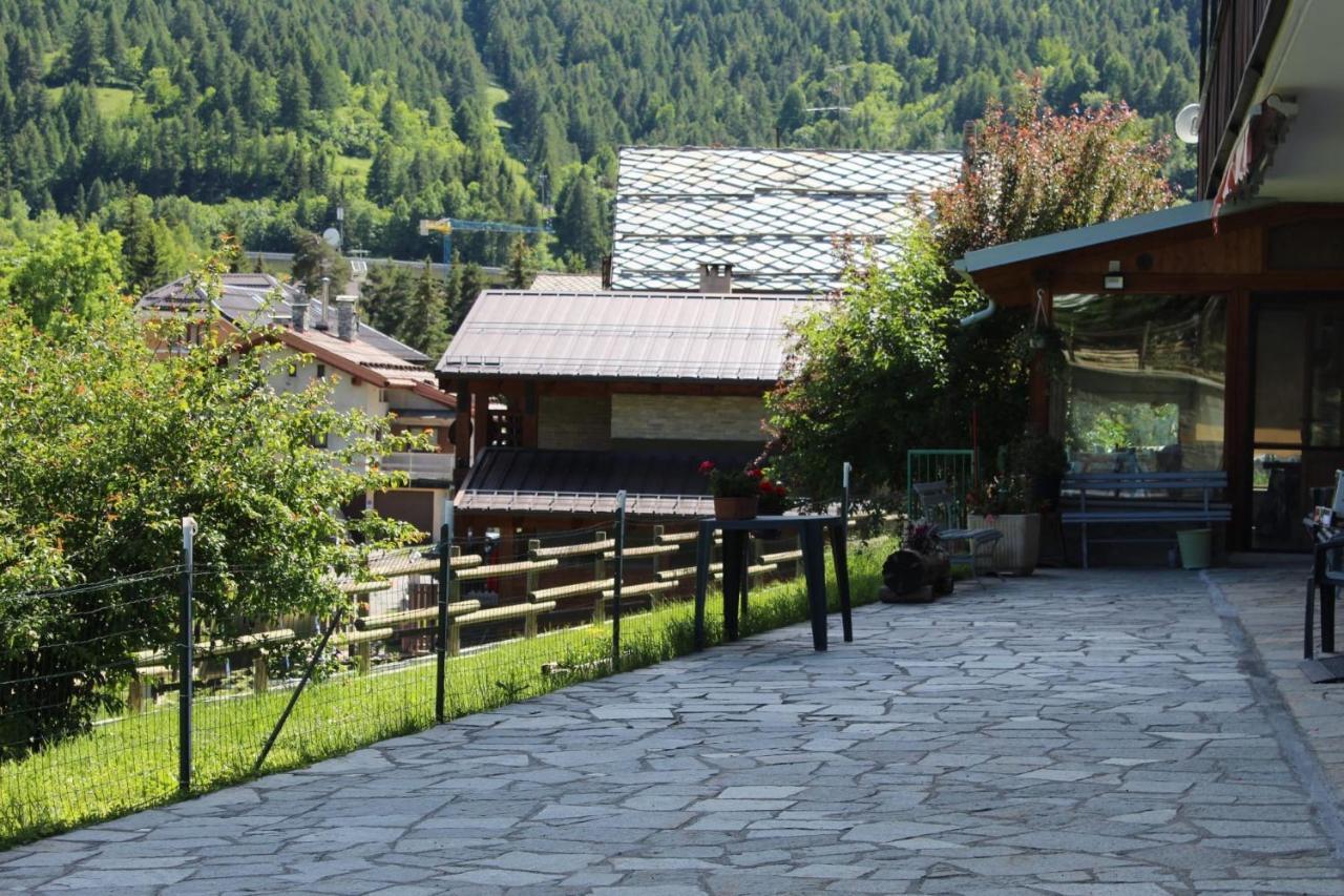 Casa Per Ferie Beatorosaz Hotel Cesana Torinese Eksteriør billede