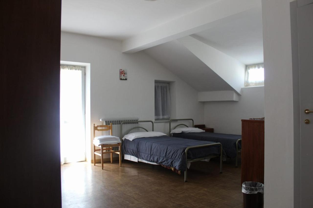 Casa Per Ferie Beatorosaz Hotel Cesana Torinese Eksteriør billede
